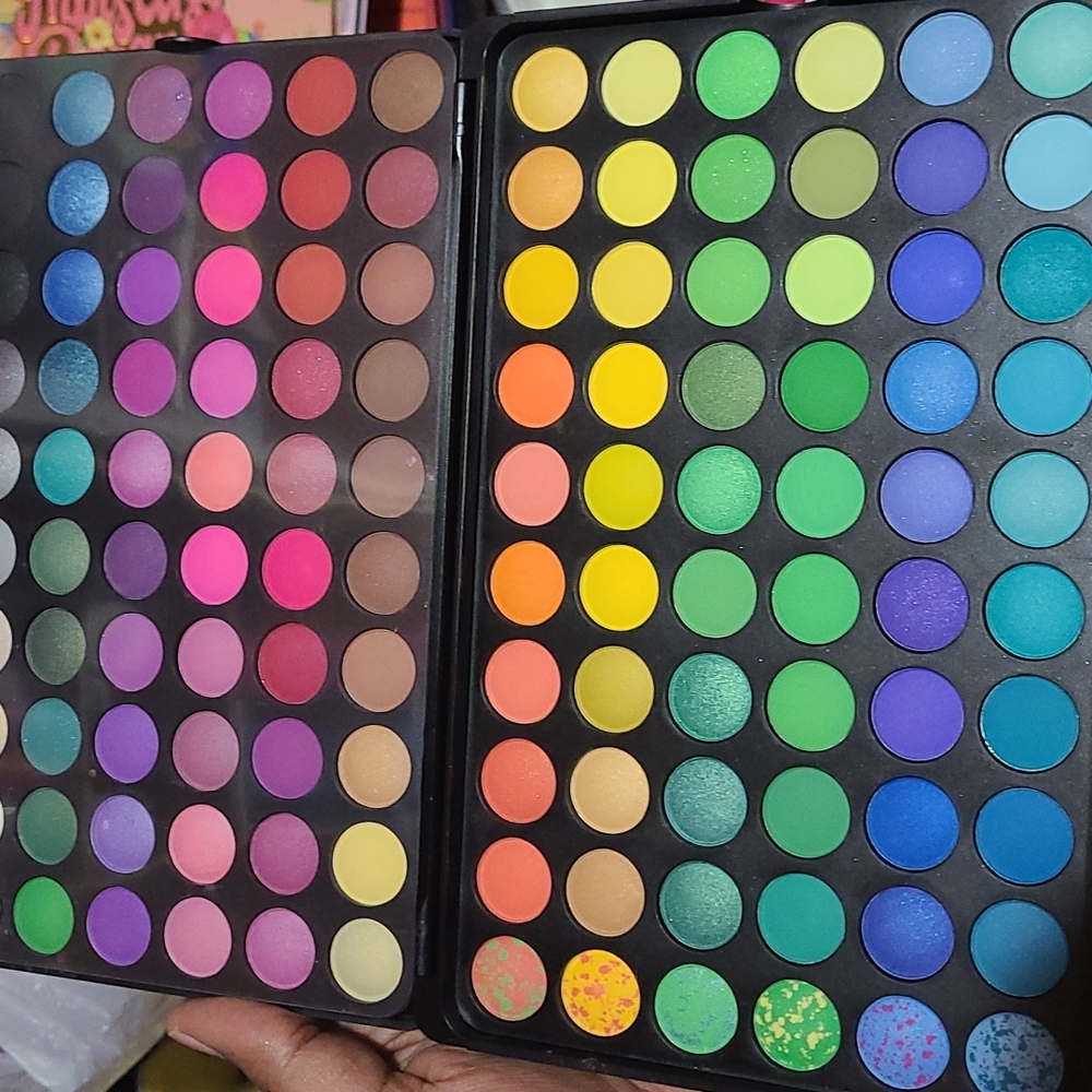 1st edition bh cosmetics 120 color eyeshadow palette